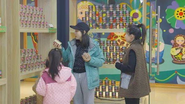 绥芬河 绥芬河让更多俄罗斯进口的优质商品走出口岸迈向全国不朽情缘游戏网站址【人民网、龙头新闻、东北网】买俄货就来(图5)