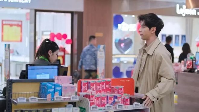 2000 亿:年轻人不谈恋爱了?不朽情缘避孕套卖不动了情趣用品却破(图4) 2000 亿:年轻人不谈恋爱了?不朽情缘避孕套卖不动了情趣用品却破(图4)